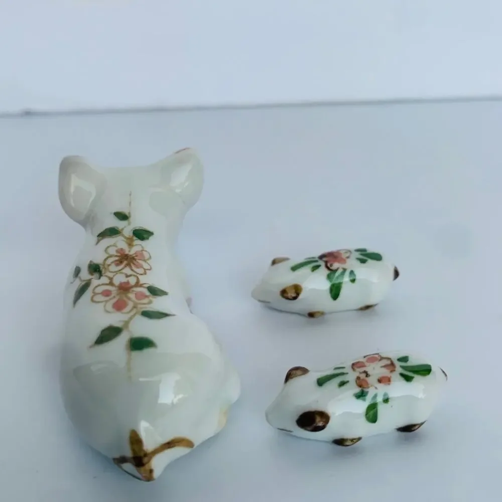 Vintage Miniature Pig Family Porcelain Figurines